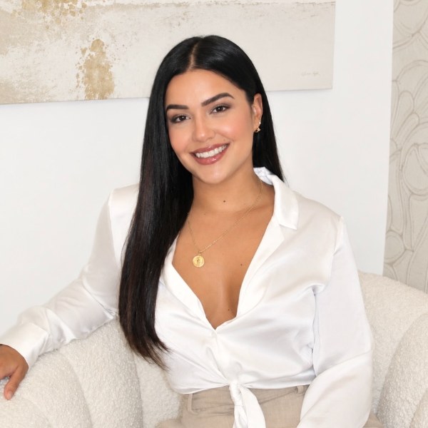 Danika Lisette Miroschnichenko